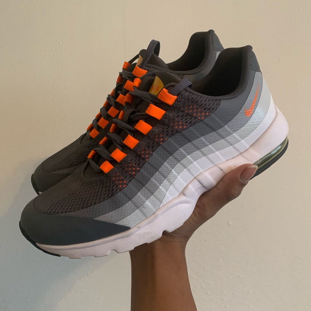 Nike Air Max 95 Sneakers